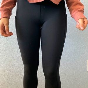 black lulu leggings